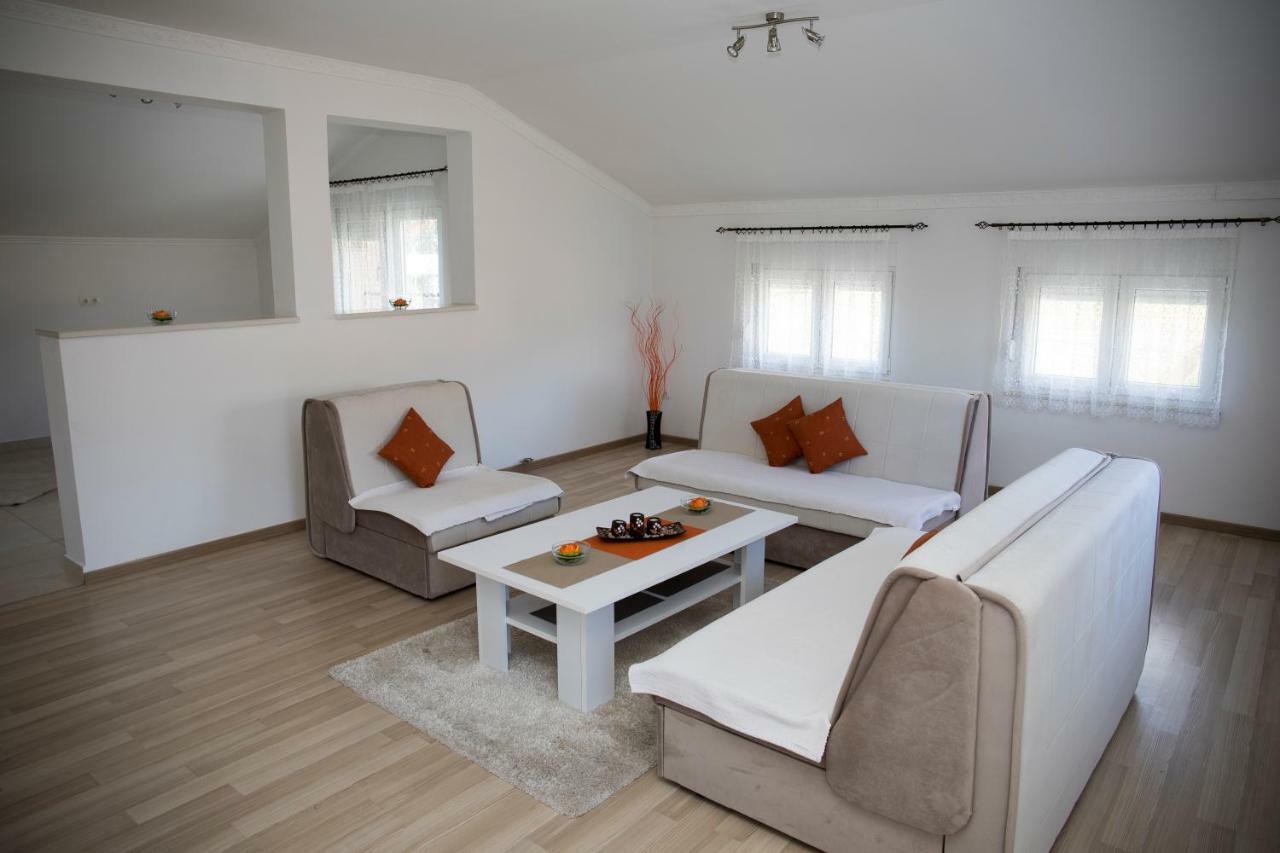 Relax Guest House Blagaj Esterno foto